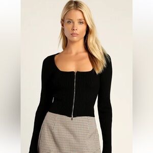 Lulu's Black Ribbed Crop Top